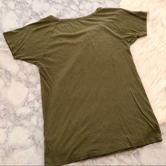 J. C R E W : Olive Green “Fine Spun” Stretch Tee - Picture 8 of 8